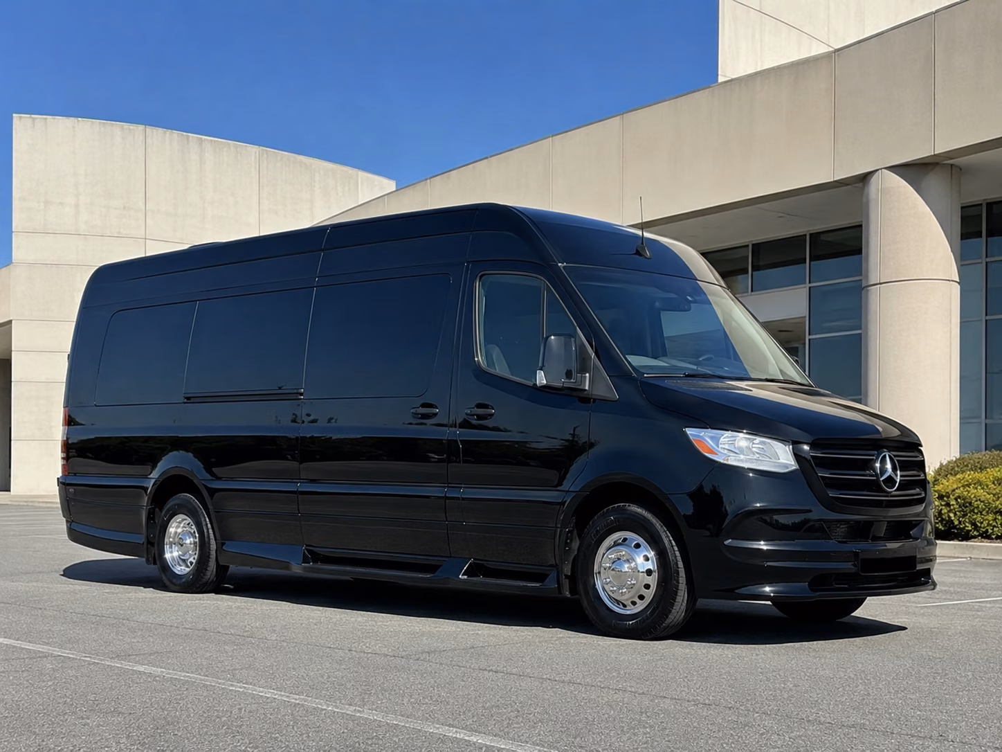 hotel shuttles for conferences and business travel