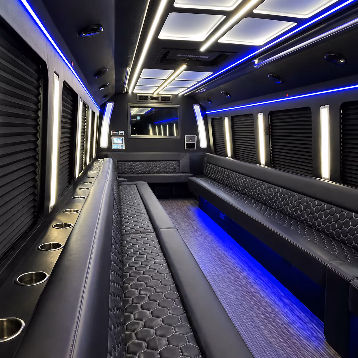washington military ball ceremony and veterans group transportation